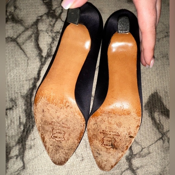 Vintage Stuart Weitzman women’s blue silk leather sole kitten heels 7 formal - Picture 8 of 14